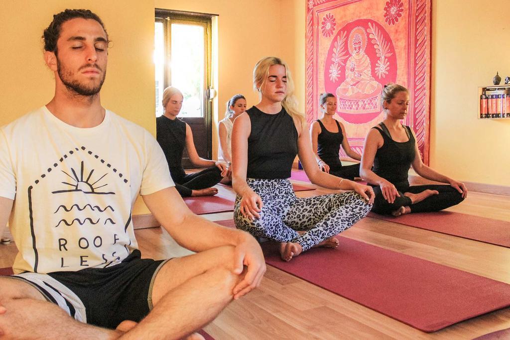 Moka Surfhouse Hostel Ericeira Εξωτερικό φωτογραφία